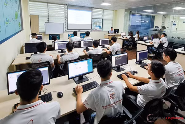 Năm 2023, Học viện thành lập 03 Lab nghiên cứu chuyên sâu là Lab Báo chí truyền thông, Lab kinh tế số và Lab dữ liệu và hệ thống thông minh. Ảnh: portal.ptit.edu.vn