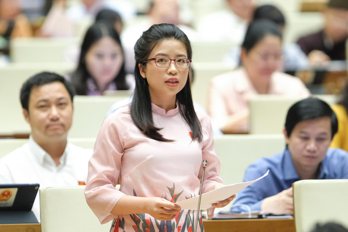 Đại biểu Nguyễn Thị Hà - Đoàn đại biểu quốc hội tỉnh Bắc Ninh (Ảnh: Cổng thông tin điện tử Quốc hội). 20226214267.jpg