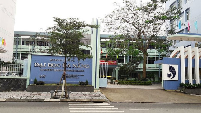 Đại học Đà Nẵng thông báo nâng điểm sàn của Phân hiệu Kon Tum. Đại học Đà Nẵng thông báo nâng điểm sàn của Phân hiệu Kon Tum.
