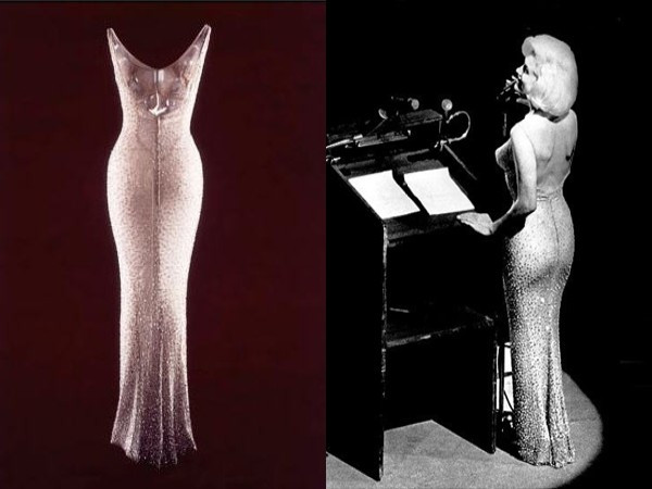 Bộ váy Marilyn Monroe mặc trong tiếc mục "Chúc mừng sinh nhật Ngài Tổng thống" Nữ diễn viên Marilyn Monroe đã mặc chiếc váy dạ hội sang trọng khi hát ca khúc nổi tiếng nhất mọi thời đại Hollywood “Happy Birthday Mr. President”, dịch là "Chúc mừng sinh nhật Ngài Tổng thống" trong ngày sinh nhật Tổng thống Mỹ John F. Kennedy vào năm 1962. Chiếc váy sau đó đã được đem ra đấu giá vào năm 1999 và được mua với mức giá cao ngất ngưởng 1,26 triệu USD. Bộ váy Marilyn Monroe mặc trong tiếc mục "Chúc mừng sinh nhật Ngài Tổng thống" Nữ diễn viên Marilyn Monroe đã mặc chiếc váy dạ hội sang trọng khi hát ca khúc nổi tiếng nhất mọi thời đại Hollywood “Happy Birthday Mr. President”, dịch là "Chúc mừng sinh nhật Ngài Tổng thống" trong ngày sinh nhật Tổng thống Mỹ John F. Kennedy vào năm 1962. Chiếc váy sau đó đã được đem ra đấu giá vào năm 1999 và được mua với mức giá cao ngất ngưởng 1,26 triệu USD.