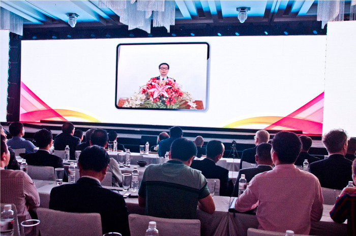 Phó Thủ tướng Vũ Đức Đam nhấn mạnh yêu cầu phát huy và tận dụng thời cơ cuộc cách mạng 4.0 cho tất cả mọi người. ảnh: H.Lực. Phó Thủ tướng Vũ Đức Đam nhấn mạnh yêu cầu phát huy và tận dụng thời cơ cuộc cách mạng 4.0 cho tất cả mọi người. ảnh: H.Lực.