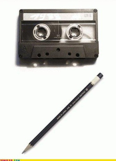 Có lẽ với một bộ phận thế hệ 9x và 10x ngày nay thì sẽ không hiểu được mối liên quan giữa hai đồ vật này. Có lẽ với một bộ phận thế hệ 9x và 10x ngày nay thì sẽ không hiểu được mối liên quan giữa hai đồ vật này.