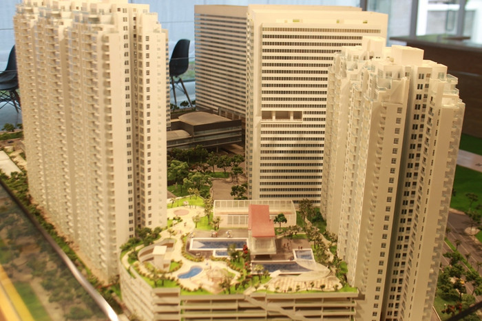 Sau hơn 2 năm triển khai (6/2013 - 6/2015), dự án Khu phức hợp Hoàng Anh Gia Lai Myanmar Center đã hoàn thành giai đoạn 1. Chủ đầu tư dự án là Công ty Cổ phần Hoàng Anh Gia Lai vừa tổ chức bàn giao và đưa vào sử dụng.