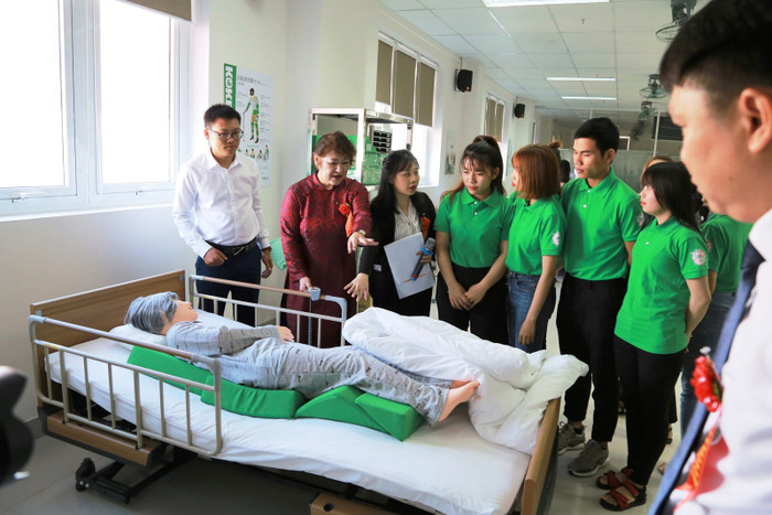 Phòng thực hành cho sinh viên ngành điều dưỡng được trang bị hiện đại. Ảnh: AN Phòng thực hành cho sinh viên ngành điều dưỡng được trang bị hiện đại. Ảnh: AN