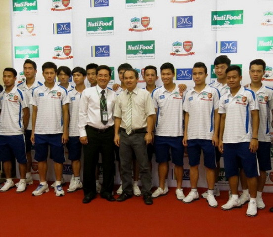 Chủ tịch HAGL muốn học viên Học viện bóng đá Hoàng Anh Gia Lai – Arsenal – JMG phải có nền tảng tri thức Chủ tịch HAGL muốn học viên Học viện bóng đá Hoàng Anh Gia Lai – Arsenal – JMG phải có nền tảng tri thức