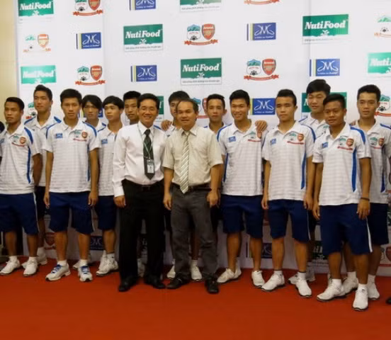 Chủ tịch HAGL muốn học viên Học viện bóng đá Hoàng Anh Gia Lai – Arsenal – JMG phải có nền tảng tri thức