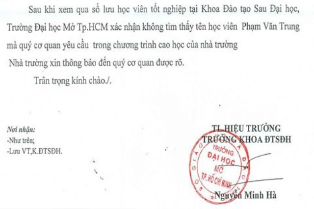 Tôn Hoa Sen "tố" ông Trung khai mạn bằng cấp. Tôn Hoa Sen "tố" ông Trung khai mạn bằng cấp.