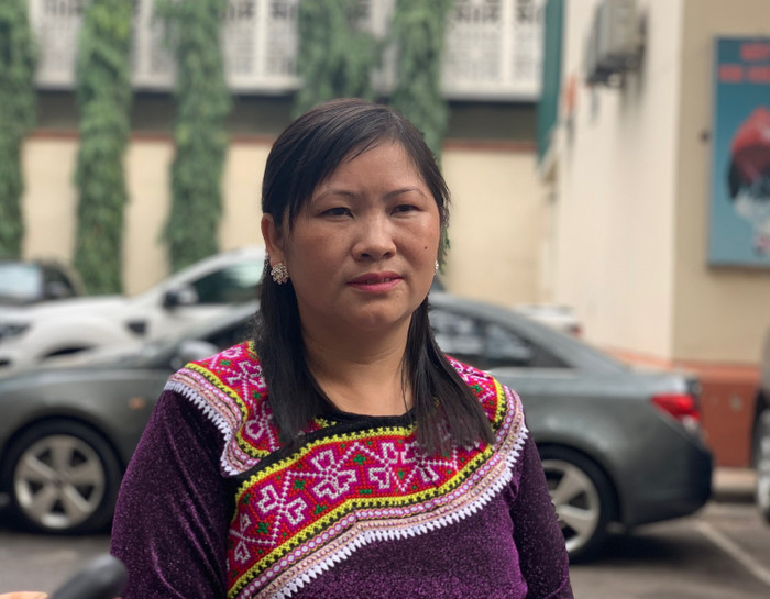 Nếu được ước một điều cho năm 2020, cô Giàng Thị Chá mong Đảng, Nhà nước sẽ quan tâm, đầu tư, đưa điện về với bản làng để thầy cô và học sinh bớt thiệt thòi. (Ảnh: Thùy Linh) Nếu được ước một điều cho năm 2020, cô Giàng Thị Chá mong Đảng, Nhà nước sẽ quan tâm, đầu tư, đưa điện về với bản làng để thầy cô và học sinh bớt thiệt thòi. (Ảnh: Thùy Linh)