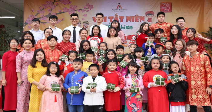 Lễ hội vui tất niên hồn nhiên đón tết là hoạt động bồi đắp những giá trị truyền thống đối với học sinh (Ảnh nhà trường cung cấp) Lễ hội vui tất niên hồn nhiên đón tết là hoạt động bồi đắp những giá trị truyền thống đối với học sinh (Ảnh nhà trường cung cấp)