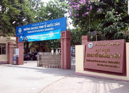 Khi thông tin tăng học phí được đưa ra đột ngột, sinh viên “sốc” là điều dễ hiểu (Ảnh: T/L)