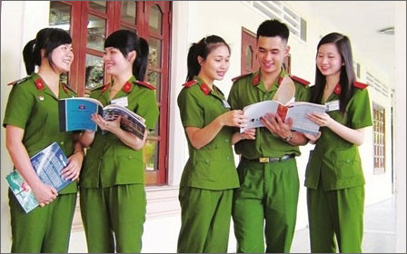 Dự kiến điểm chuẩn các trường khối công an cao hơn năm ngoái ảnh 1