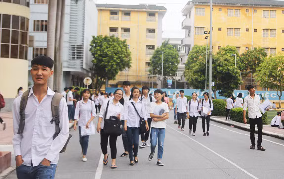 Cục khảo thí nêu các nguyên tắc nộp hồ sơ để có cơ hội trúng tuyển cao ảnh 2