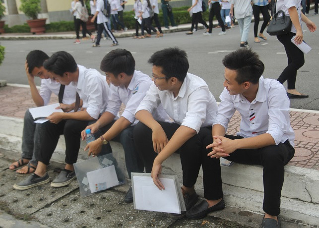 Bộ Giáo dục yêu cầu cán bộ chấm thi không được cung cấp thông tin ảnh 1 Bộ Giáo dục yêu cầu cán bộ chấm thi không được cung cấp thông tin ảnh 1