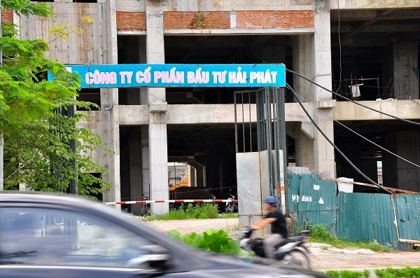 Chậm giao nhà, bắt dân sử dụng bếp điện… và chưa có công văn chính thức về việc giao nhà dù đã thất hứa giao nhà vào quý 2/2013.