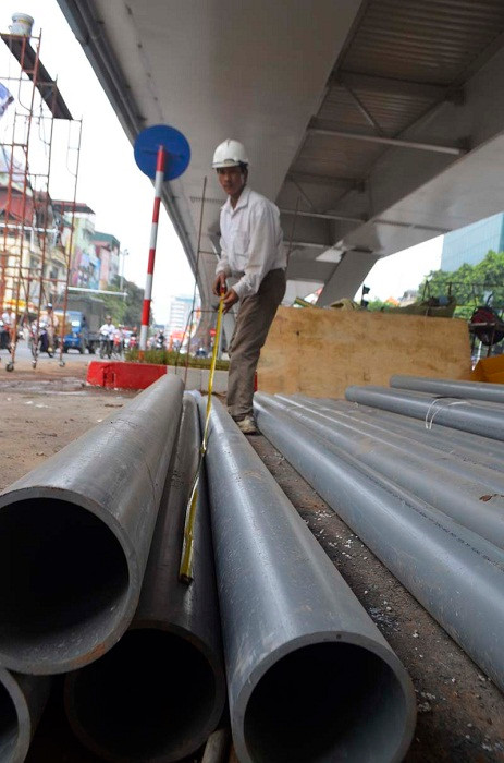 Lắp ráp hoàn thiện ống thoát nước. Lắp ráp hoàn thiện ống thoát nước.