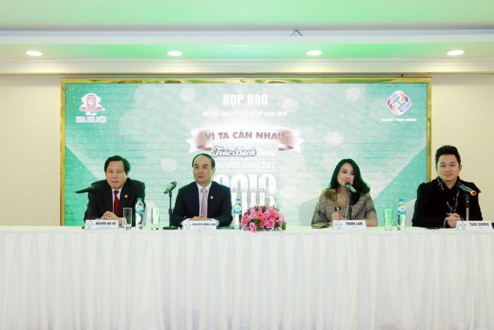 Họp báo công bố chương trình nghệ thuật: Đêm nhạc "Vì ta cần nhau". Họp báo công bố chương trình nghệ thuật: Đêm nhạc "Vì ta cần nhau".