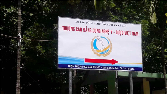 Cao đẳng công nghệ Y- Dược Việt Nam có cái gì đâu mà chiêu sinh rầm rộ? Cao đẳng công nghệ Y- Dược Việt Nam có cái gì đâu mà chiêu sinh rầm rộ?