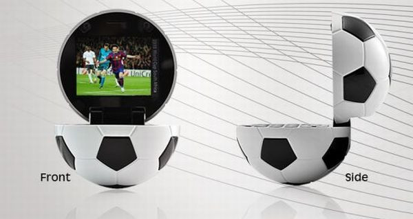 4. Dế mini hình trái bóng Với thiết kế hoàn toàn được gói gọn trong trái bóng tròn do đó màn hình của chiếc dế này hơi nhỏ và chỉ rộng 1.8 inch . Ngoài các tính năng thông dụng , sản phầm còn mang đặc trưng của các dòng điện thoại xuất xứ Trung Quốc khi được tích hợp 2 sim 2 sóng , sử dụng công nghệ Quad-band cho bằng tầng GSM , hỗ trợ thẻ nhớ 2GB , Bluetooth cùng một camera nhỏ với tính năng quay phim chụp ảnh . 4. Dế mini hình trái bóng Với thiết kế hoàn toàn được gói gọn trong trái bóng tròn do đó màn hình của chiếc dế này hơi nhỏ và chỉ rộng 1.8 inch . Ngoài các tính năng thông dụng , sản phầm còn mang đặc trưng của các dòng điện thoại xuất xứ Trung Quốc khi được tích hợp 2 sim 2 sóng , sử dụng công nghệ Quad-band cho bằng tầng GSM , hỗ trợ thẻ nhớ 2GB , Bluetooth cùng một camera nhỏ với tính năng quay phim chụp ảnh .