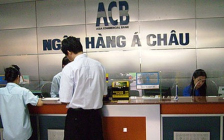 Số tài sản chứng khoán từ cổ phiếu của ACB hiện có của bà Đặng Ngọc Lan là 574 tỷ đồng so với 758 tỷ đồng năm 2011 Số tài sản chứng khoán từ cổ phiếu của ACB hiện có của bà Đặng Ngọc Lan là 574 tỷ đồng so với 758 tỷ đồng năm 2011