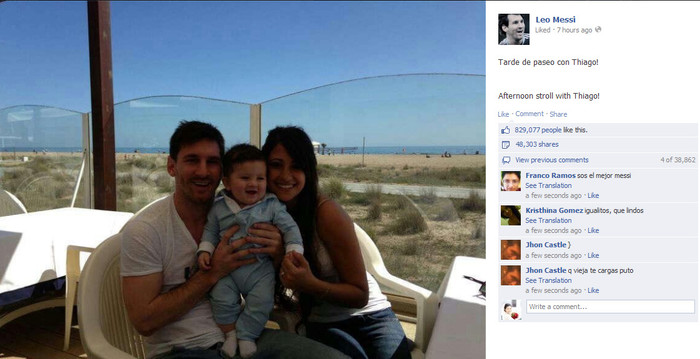 Có tới hơn 800.000 lượt bấm "Like". Trang Facebook của Messi có trên 44 triệu người "Like", chỉ kém đối thủ Cristiano Ronaldo (56 triệu). Có tới hơn 800.000 lượt bấm "Like". Trang Facebook của Messi có trên 44 triệu người "Like", chỉ kém đối thủ Cristiano Ronaldo (56 triệu).