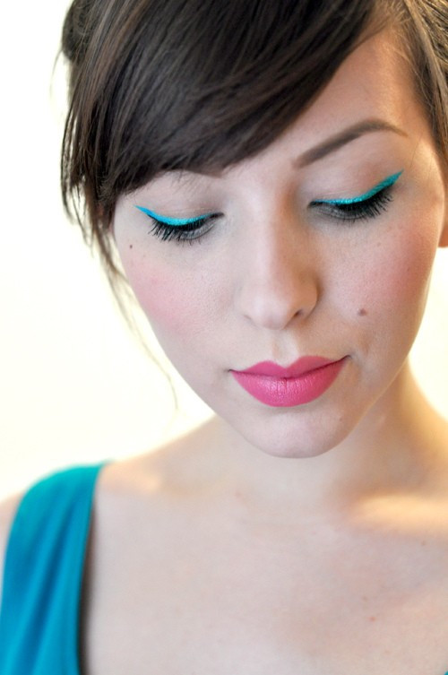 Cách trang điểm "ton-sur-ton" với trang phục