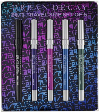 Với rất nhiều sắc màu sặc sỡ cho các cô nàng sành điệu lựa chọn