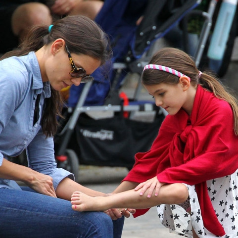Một phút làm nũng với mẹ thật dễ thương. Một phút làm nũng với mẹ thật dễ thương.