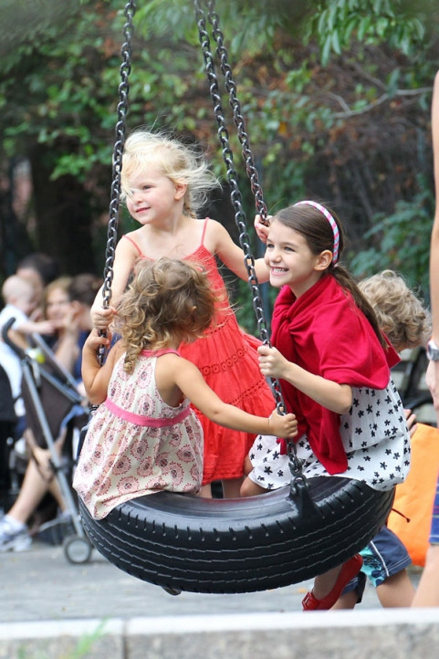 Và tung tăng vui đùa cùng các bạn. Và tung tăng vui đùa cùng các bạn.