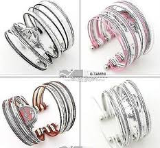 Đồng hồ kiêm lắc tay - vừa có thể xem giờ mà lại có thể làm Đồng hồ kiêm lắc tay - vừa có thể xem giờ mà lại có thể làm