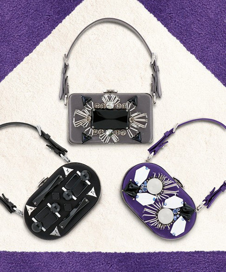 Những chiếc túi xinh xắn với họa tiết trang trí cùng với dáng túi độc đáo. Những chiếc túi xinh xắn với họa tiết trang trí cùng với dáng túi độc đáo.