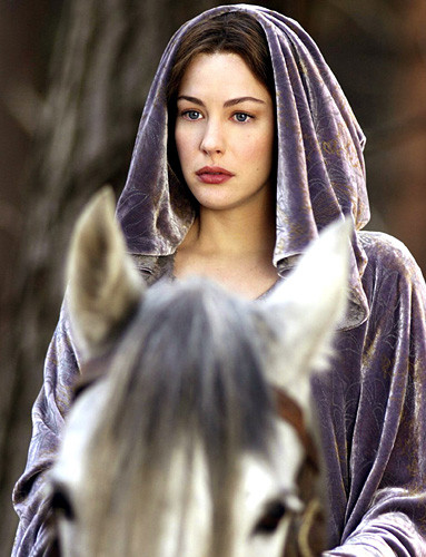 Cô công chúa Arwen (Liv Tyler) với hình tượng mạnh mẽ như một chiến binh và khả năng sử dụng phép thuật trong “Chúa tể của những chiếc nhẫn”. Cô công chúa Arwen (Liv Tyler) với hình tượng mạnh mẽ như một chiến binh và khả năng sử dụng phép thuật trong “Chúa tể của những chiếc nhẫn”.