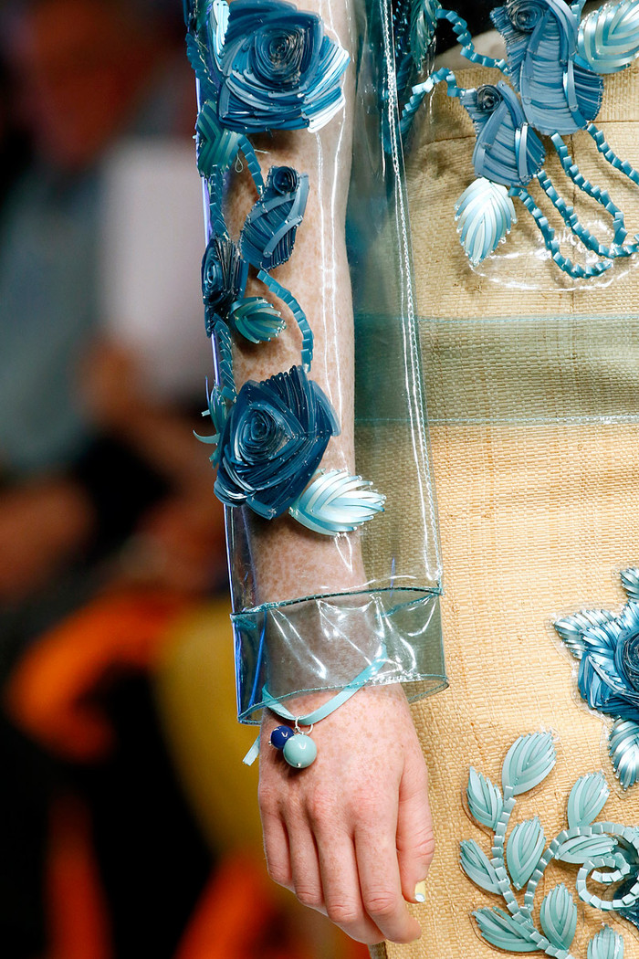 Phụ kiện cùng tông đơn giản, xinh xắn và đẹp mắt. Phụ kiện cùng tông đơn giản, xinh xắn và đẹp mắt.