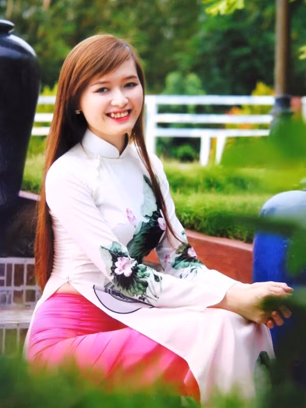 Thí sinh Huỳnh Hồng Khai - SBD 318 có khuôn mặt hiền lành và nữ tính.