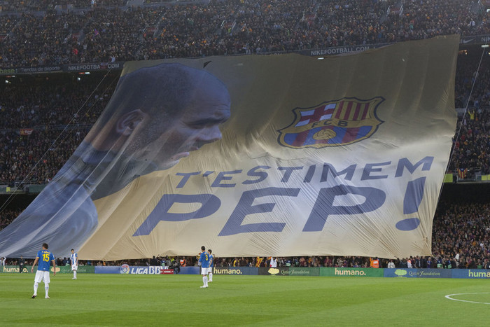 Khán giả cũng dành một món quà đầy ý nghĩa tới Pep.