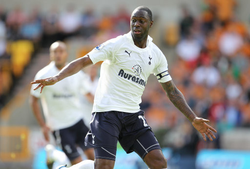 Ledley King (Tottenham): Tuy trung vệ người Anh không còn trẻ (anh sinh ngày 12/10/1980) và cũng thường xuyên bị chấn thương hành hạ, nhưng với kinh nghiệm cùng với bản lĩnh thi đấu, Ledley King vẫn đóng góp một phần công sức không hề nhỏ trong màu áo trắng Spur.