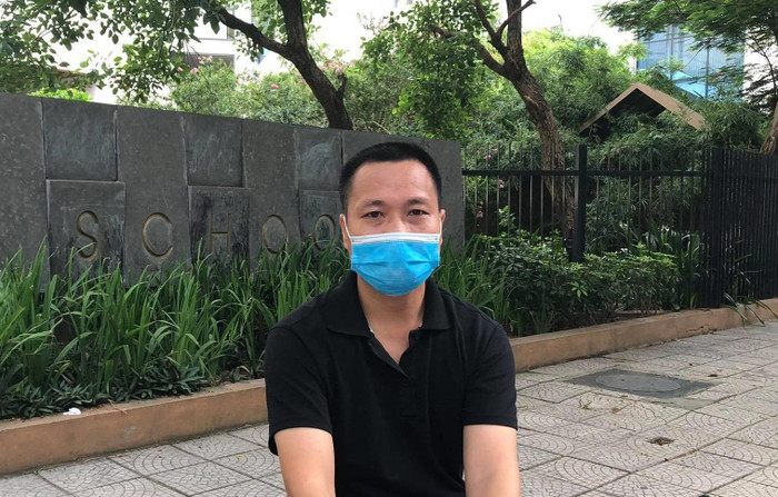 Phụ huynh Nguyễn Minh Lợi ở Hoài Đức (ảnh: Vân Ánh)