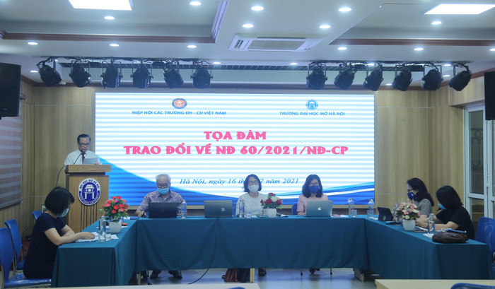 Quang cảnh buổi tọa đàm trực tuyến trao đổi về Nghị định 60/2021/NĐ-CP Quy định cơ chế tự chủ tài chính của đơn vị sự nghiệp công lập tại đầu cầu Hà Nội (ảnh: Trường Đại học Mở Hà Nội) Quang cảnh buổi tọa đàm trực tuyến trao đổi về Nghị định 60/2021/NĐ-CP Quy định cơ chế tự chủ tài chính của đơn vị sự nghiệp công lập tại đầu cầu Hà Nội (ảnh: Trường Đại học Mở Hà Nội)