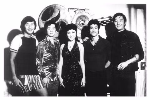 Lý Tiểu Long và Betty Đinh Phối - người bị cho là gây nên cái chết của huyền thoại võ thuật Lật lại hồ sơ cái chết đột ngột của Lý Tiểu Long