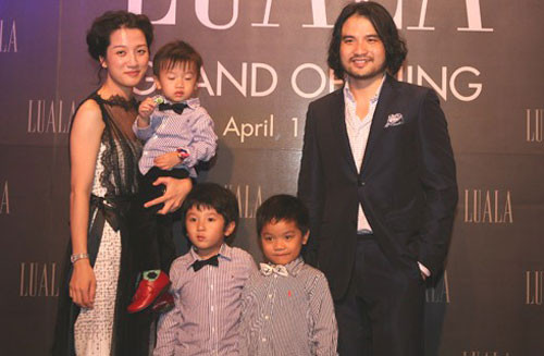 Gia đình Đỗ Ngọc Minh.