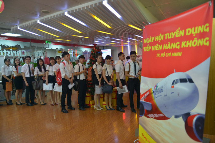 Thí sinh dự tuyển tiếp viên tại Vietjet Air.