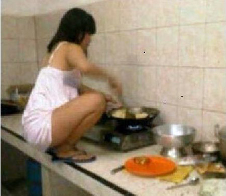 Vào bếp mà cũng cần "nhiệt" thế này cơ à! Vào bếp mà cũng cần "nhiệt" thế này cơ à!