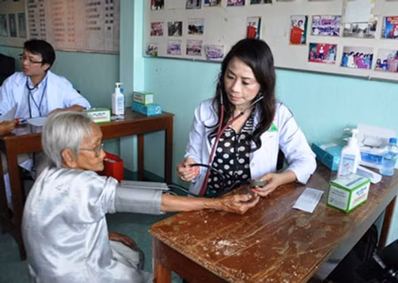 “Hoa hậu quý bà” bị bắt: Từ ánh hào quang đến vòng lao lý ảnh 2