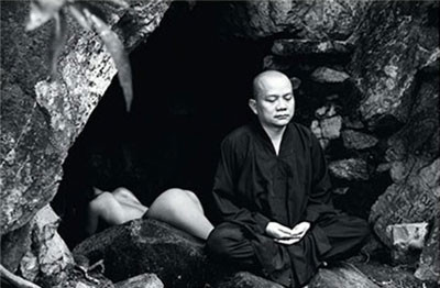 Thái Nhã Vân: Từ MC nhà hàng đến "nude vì thiền" ảnh 9 Thái Nhã Vân: Từ MC nhà hàng đến "nude vì thiền" ảnh 9