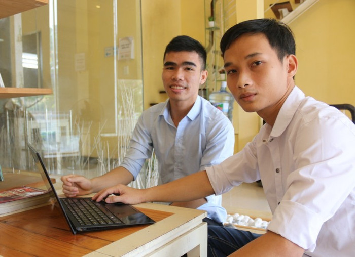 Hai "Ngôi sao tháng Giêng" ngành Y luôn nhiệt huyết với hoạt động tình nguyện. Ảnh: AN Hai "Ngôi sao tháng Giêng" ngành Y luôn nhiệt huyết với hoạt động tình nguyện. Ảnh: AN