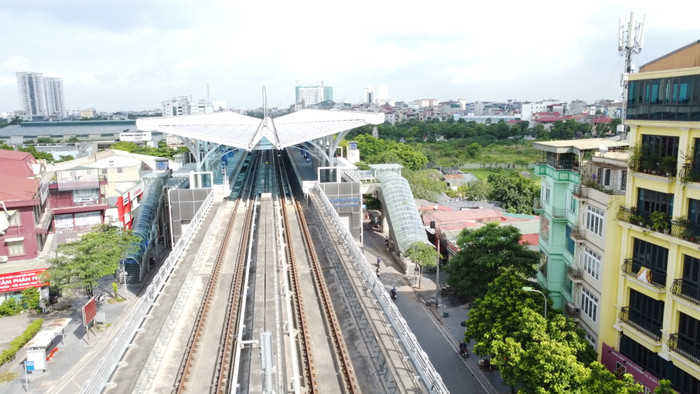 Theo thiết kế, hệ thống ray của dự án đường sắt trên cao Nhổn - Ga Hà Nội sẽ bao gồm ray chạy tàu và ray cấp điện đạt chuẩn Châu Âu GDVN_18.JPG