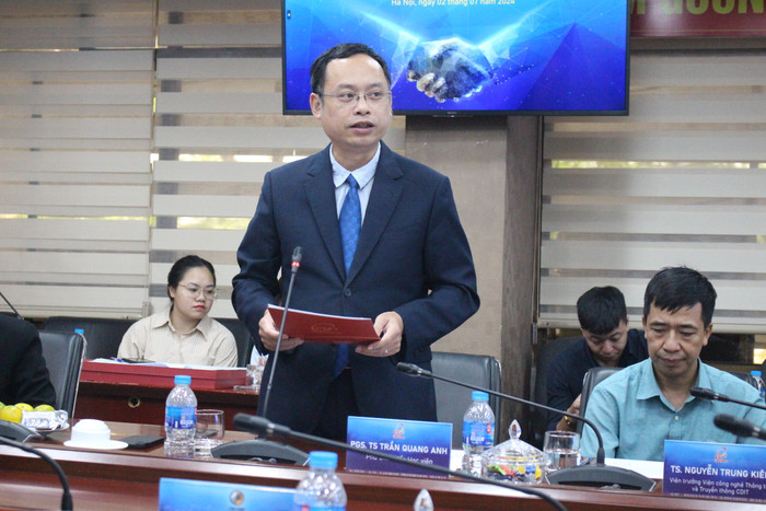 Phó Giáo sư, Tiến sĩ Trần Quang Anh - Phó Giám đốc Học viện Công nghệ Bưu chính Viễn thông. GDVN_TS TQA.JPG