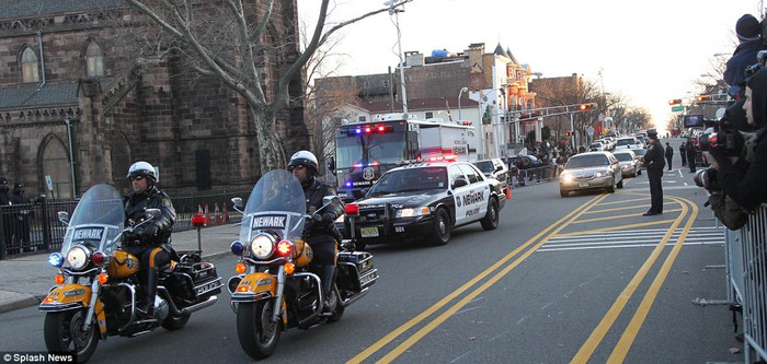 Cảnh sát được huy động.