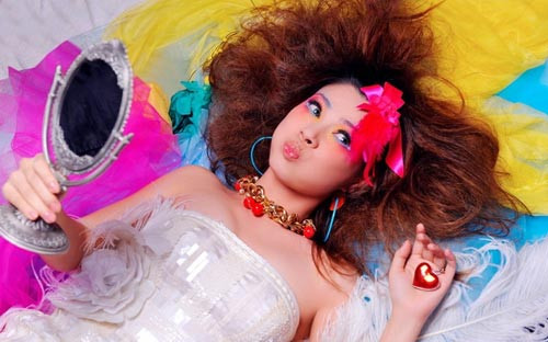 Công chúa hay...cô nàng tắc kè hoa!