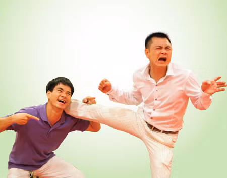 Bắc ơi, chú đừng có đứng cao lên, rách quần mới của anh bây giờ. Vợ anh nó lại tưởng anh lăng nhăng thì chết đấy! Bắc ơi, chú đừng có đứng cao lên, rách quần mới của anh bây giờ. Vợ anh nó lại tưởng anh lăng nhăng thì chết đấy!