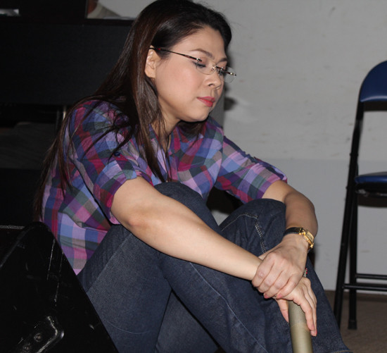 Tập cả ngày mà không cho nghỉ, đã thế mình cứ ngồi ăn vạ ở đây đấy...